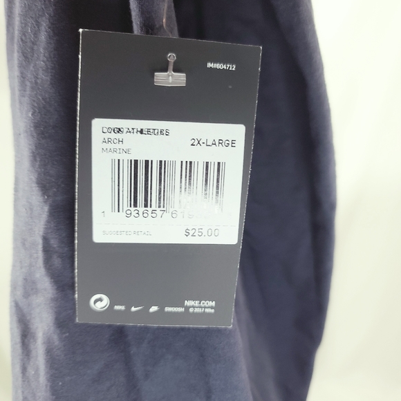 Nike Athletics T Shirt - Picture 4 of 5